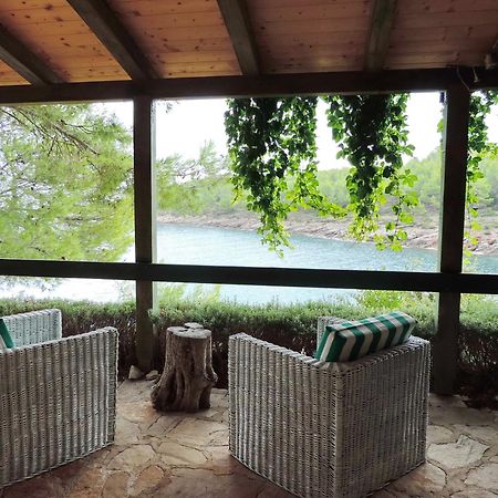 Bay House Rosohotnica Apartment Vrboska Room photo
