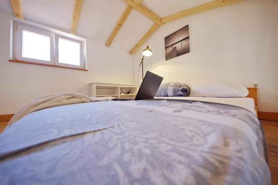 Bay House Rosohotnica Apartment Vrboska Room photo